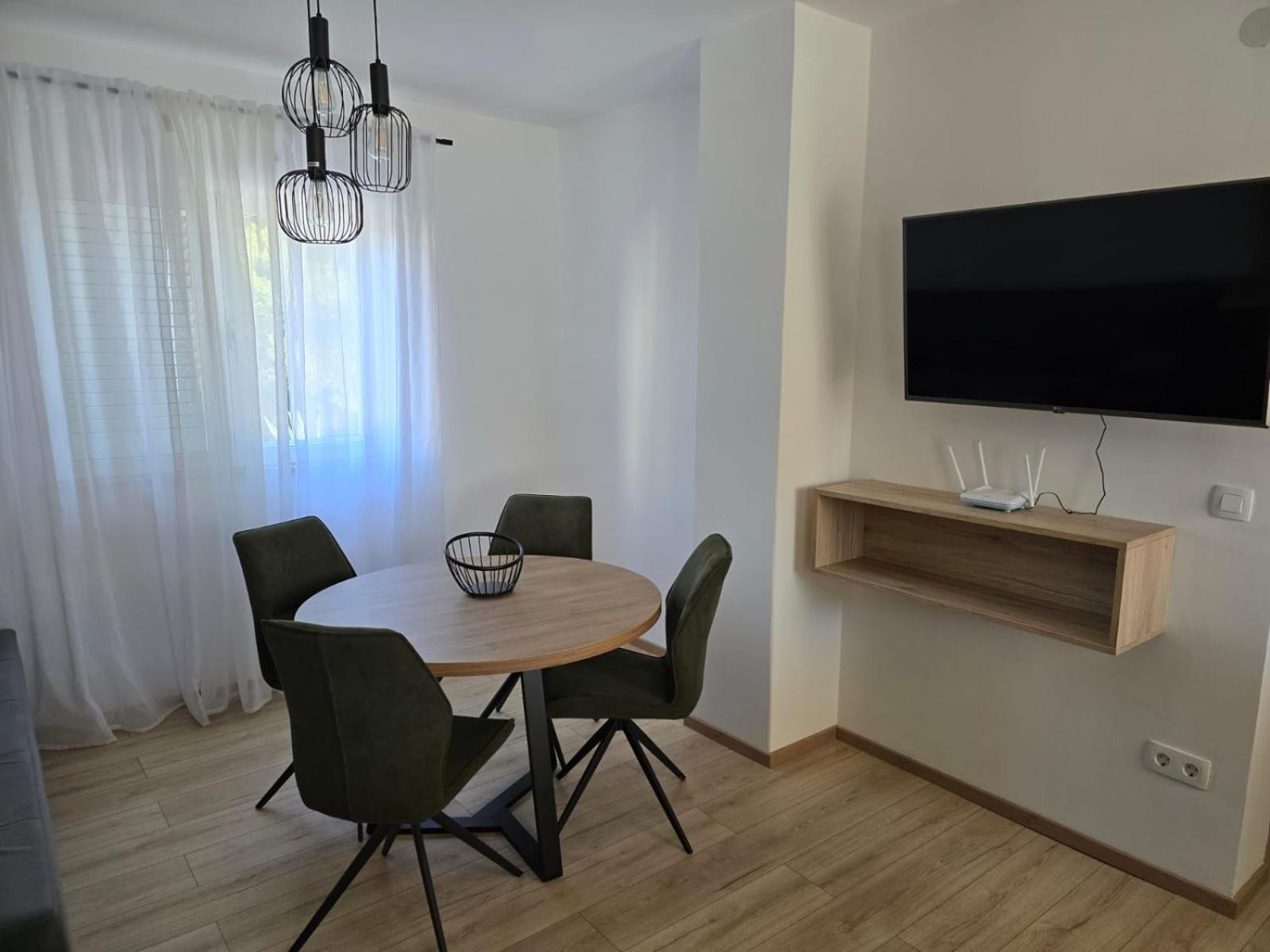 Apartments Pavic Sukošan Exterior foto